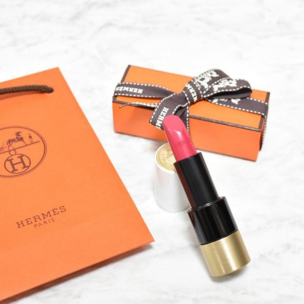 〈ルージュ・エルメス〉 ルージュ ア レーヴル サティネ/エルメス/口紅を使ったクチコミ(2枚目)