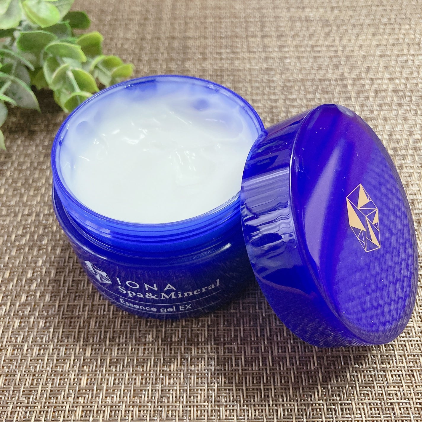 エッセンス ジェル EX/イオナ スパ&ミネラル/オールインワン化粧品を使ったクチコミ(2枚目)