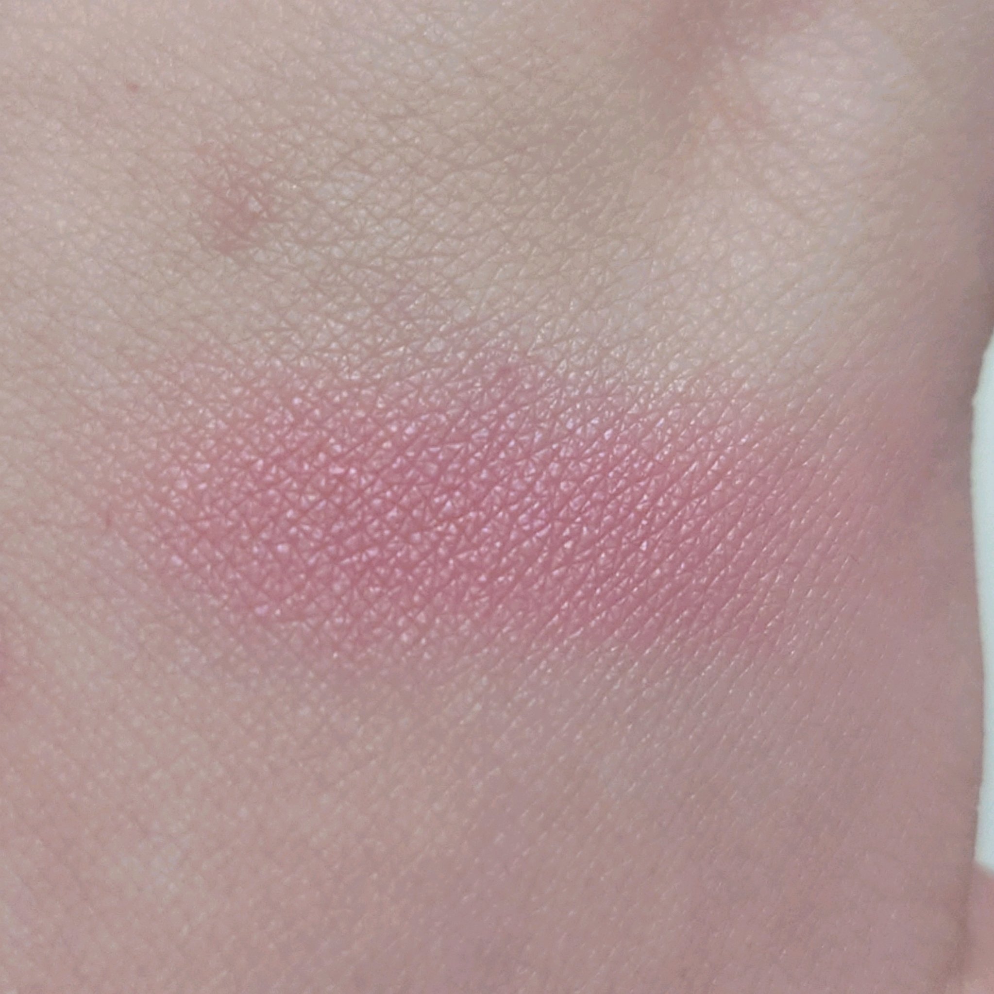 メルティング パウダー ブラッシュ/SUQQU/パウダーチークを使ったクチコミ（2枚目）