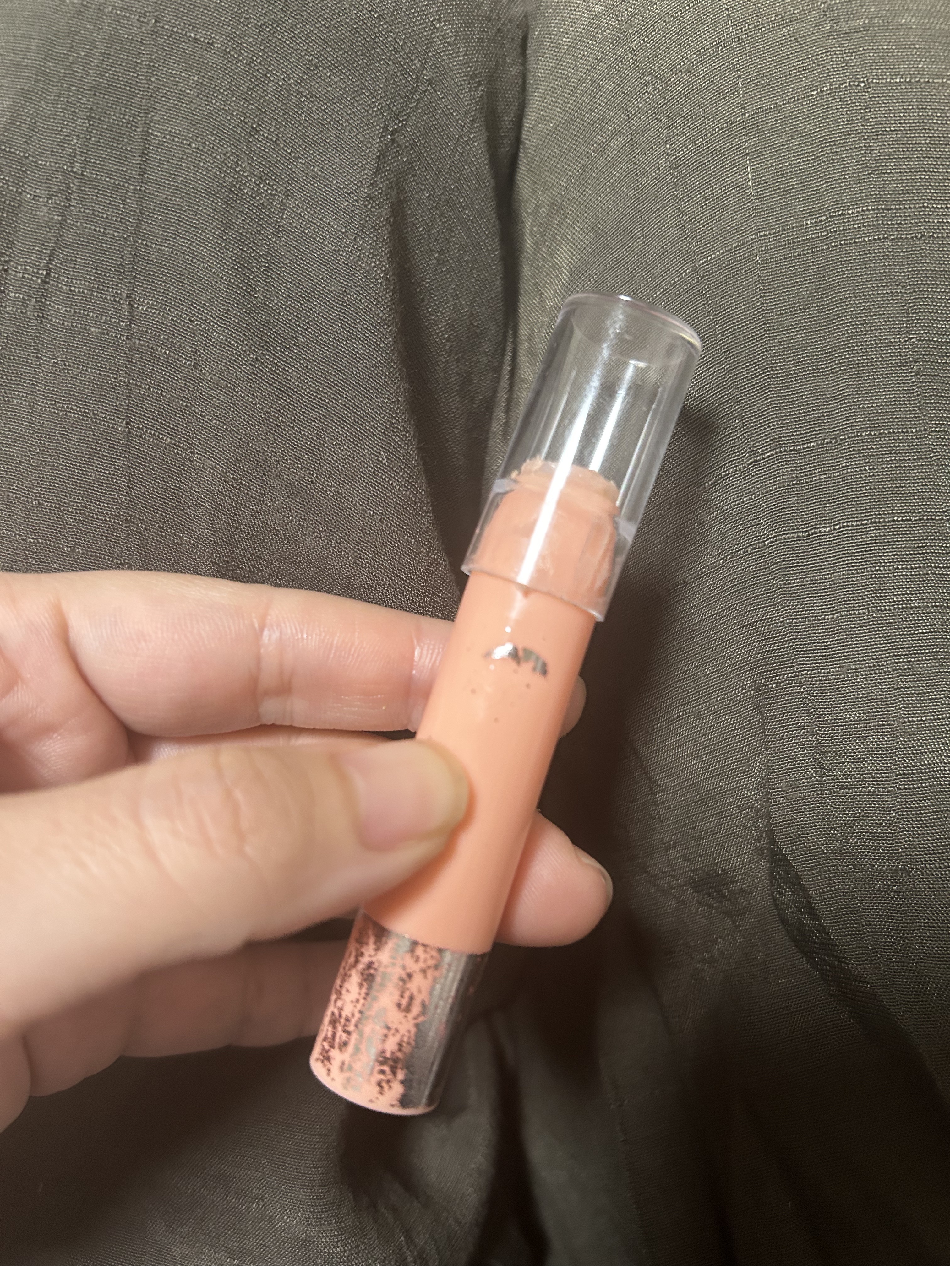 レブロン キス シュガー スクラブ 116 ピーチ/REVLON/リップスクラブを使ったクチコミ（1枚目）