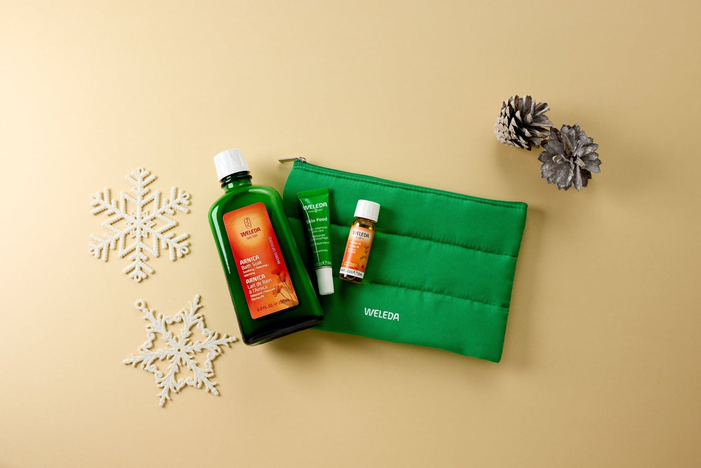 HOLIDAY COFFRET バスミルク 2024 WELEDA