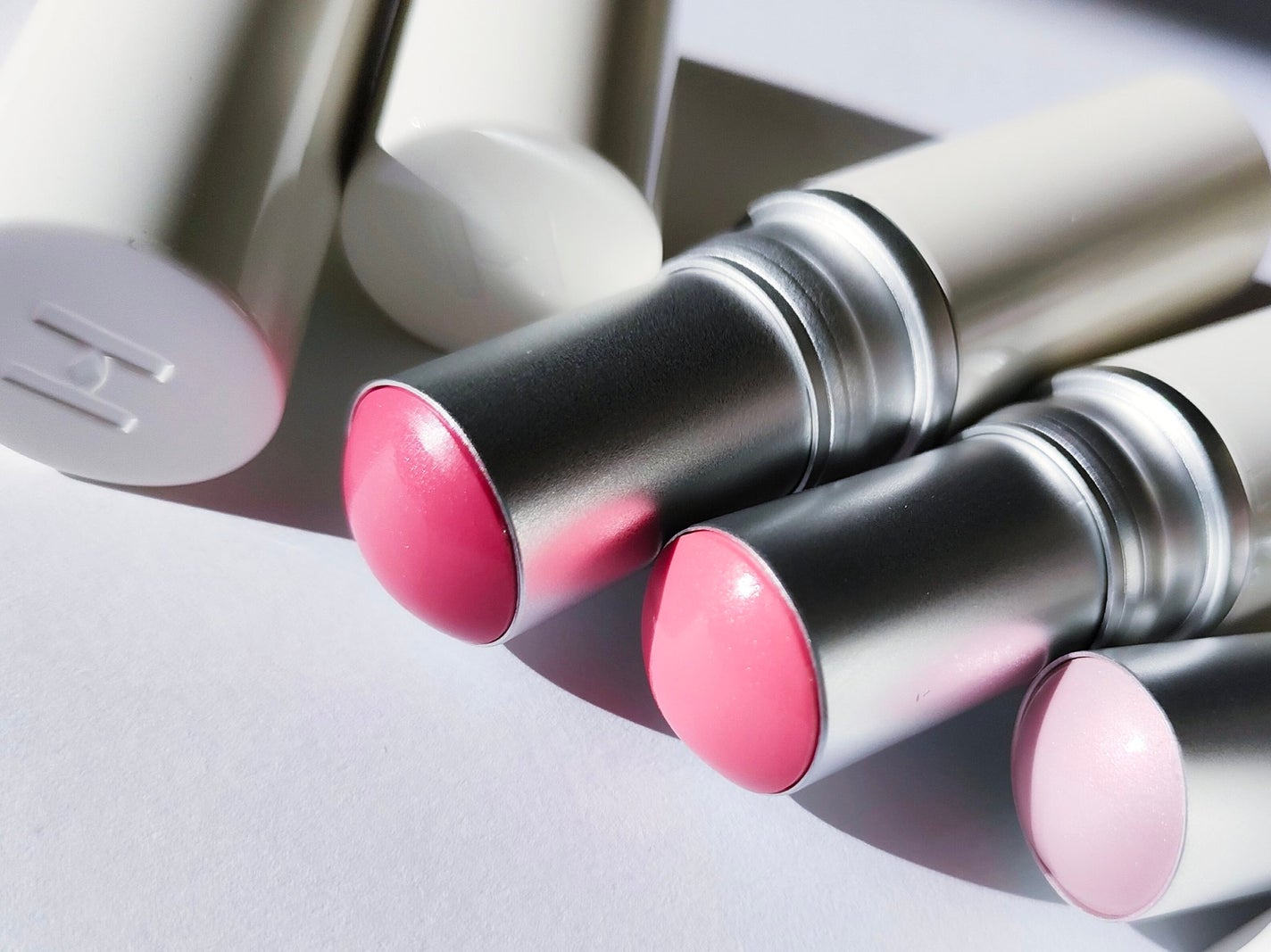 トゥルーディメンションラディアンスバーム/hince/スティックハイライトを使ったクチコミ(2枚目)