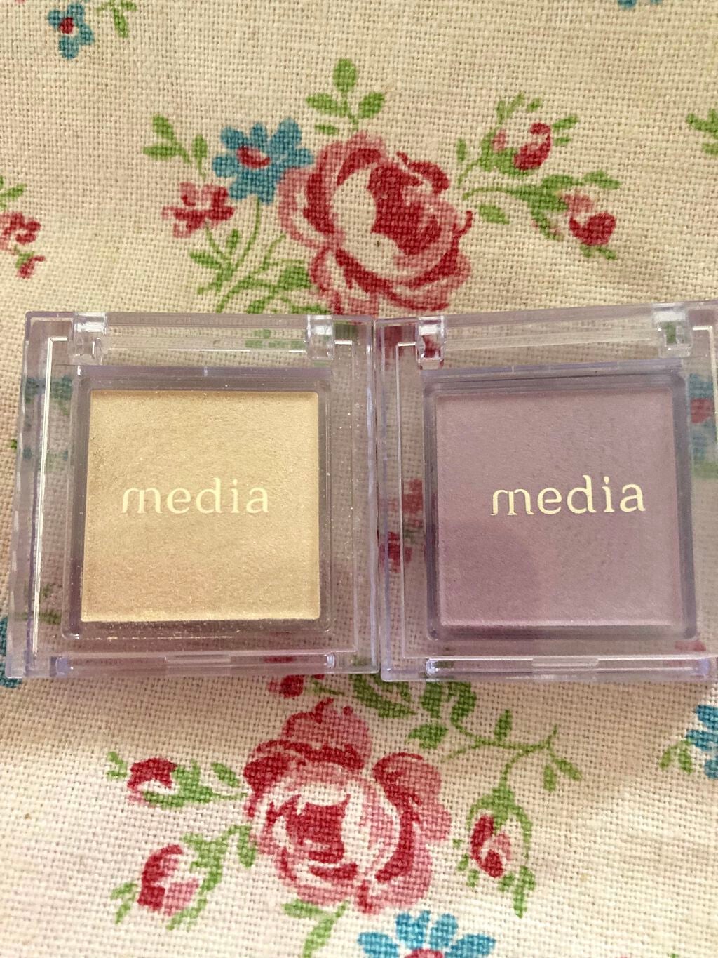 ブライトアップアイシャドウ/media/単色アイシャドウを使ったクチコミ(1枚目)