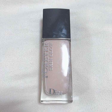 
🔎Dior スキン フォーエヴァー フルイドグロウ 0N

わたしの中で最も使用頻度の高い
リキッドファンデーションです🍨

絶妙な艶と塗ったときの仕上がりの綺麗さに
惹かれて購入した初めてのディオー