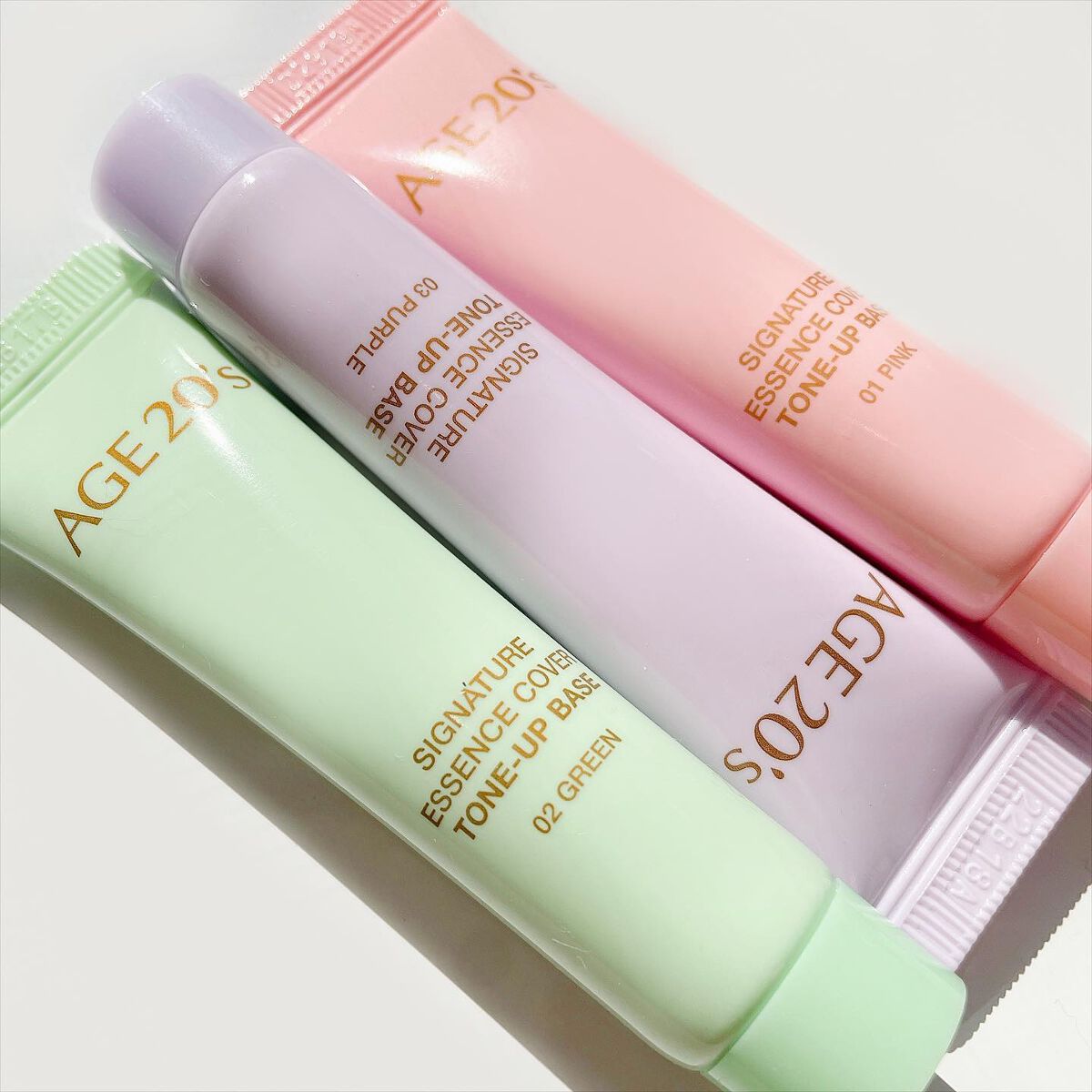 シグネチャーエッセンスカバー トーンアップベース 03 PURPLE/AGE20’s/化粧下地を使ったクチコミ（1枚目）