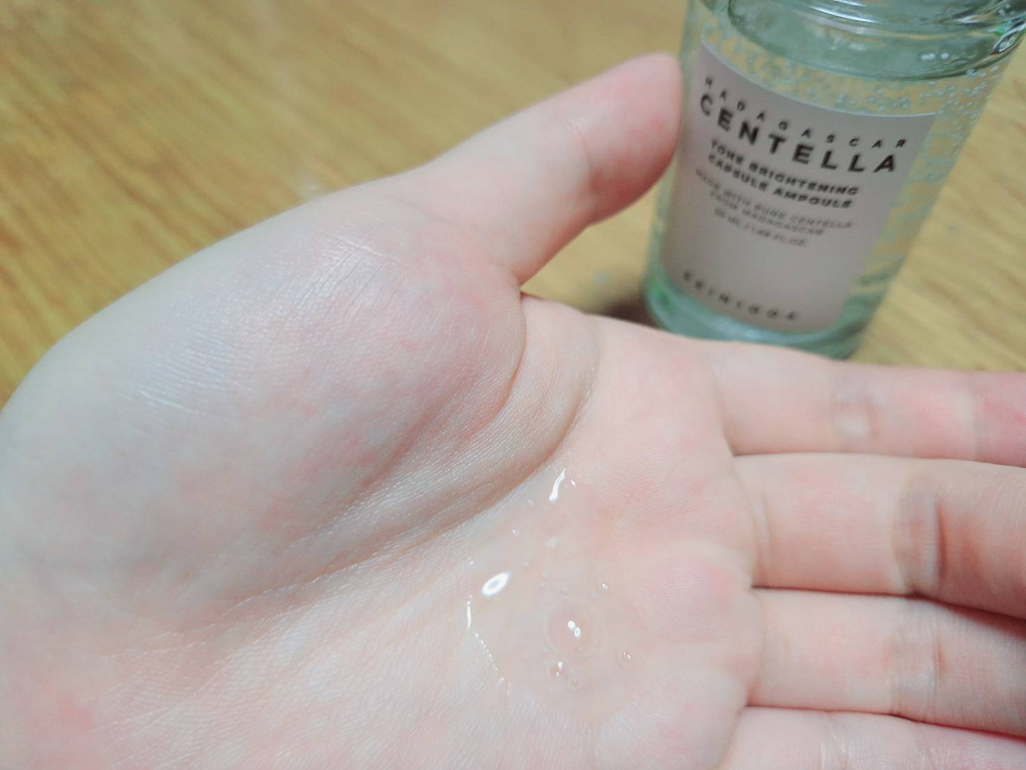 トーンブライトニング カプセルアンプル/SKIN1004/美容液を使ったクチコミ（2枚目）