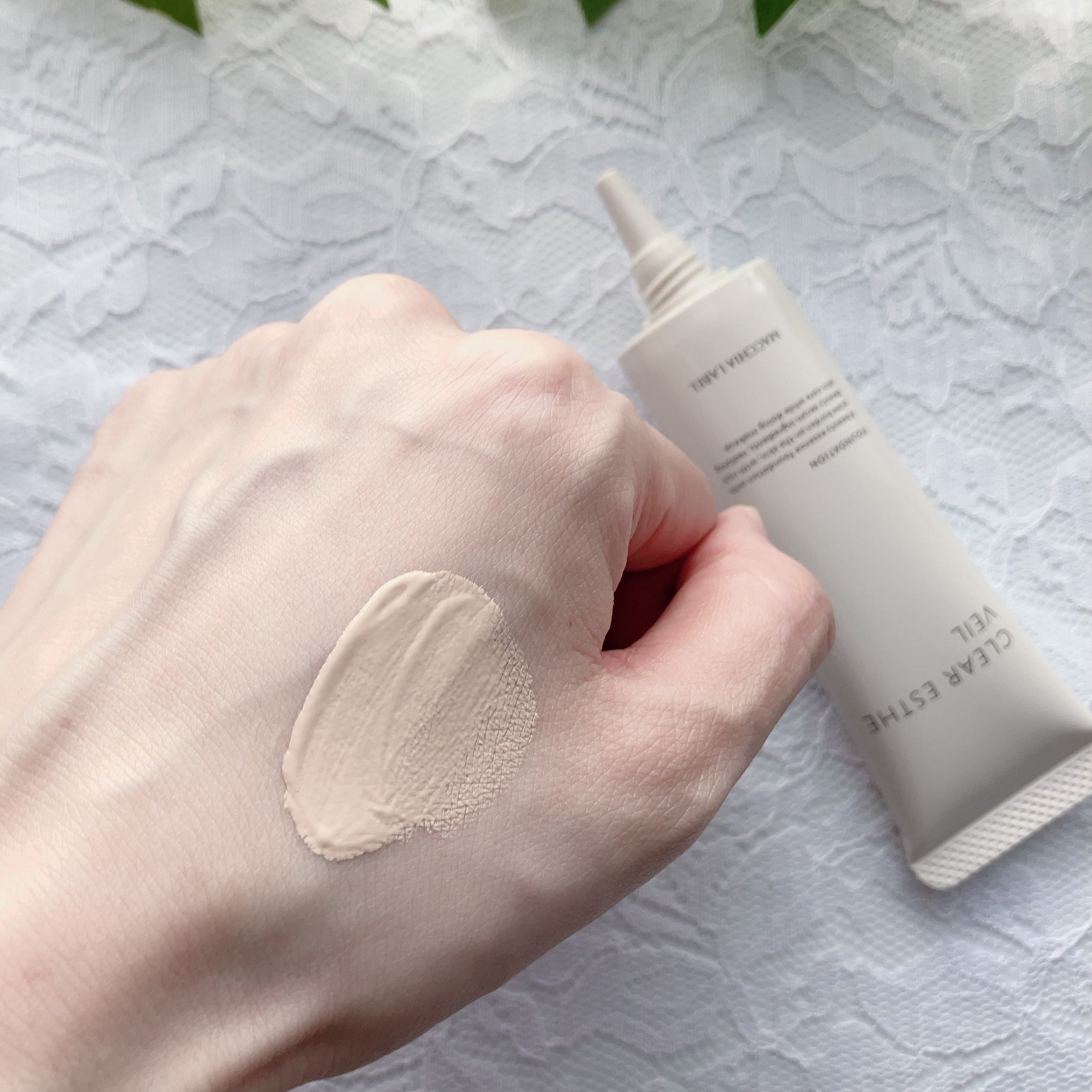 薬用クリアエステヴェール/Macchia Label/リキッドファンデーションを使ったクチコミ（3枚目）