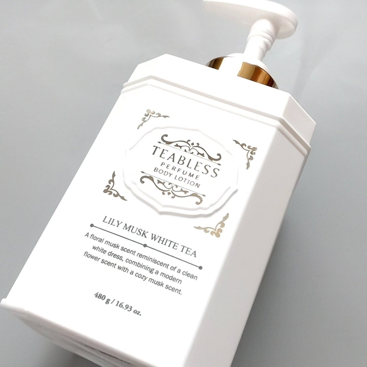 パフュームボディローション リリィムスクホワイトティー/TEABLESS/ボディローションを使ったクチコミ(2枚目)