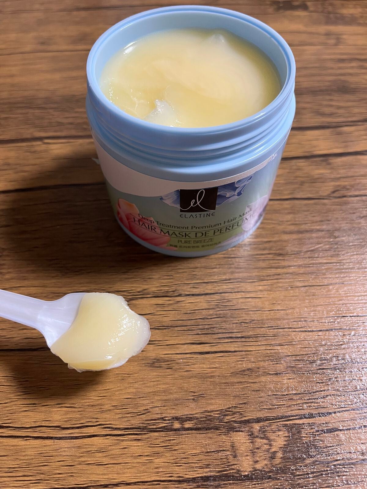 パヒュームトリートメント ピュアブリーズ/エラスチン/ヘアマスク・ヘアパックを使ったクチコミ(1枚目)