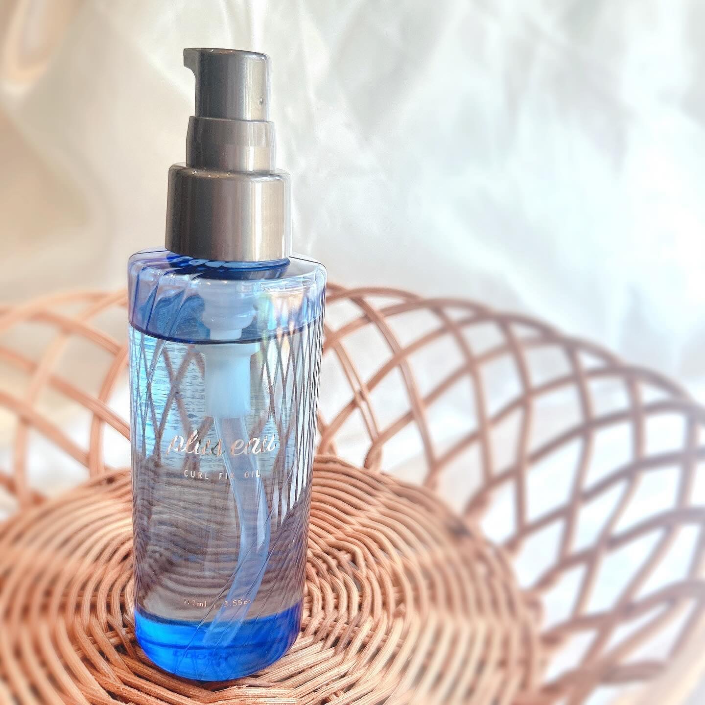 カールフィックスオイル/plus eau/ヘアオイルを使ったクチコミ（2枚目）