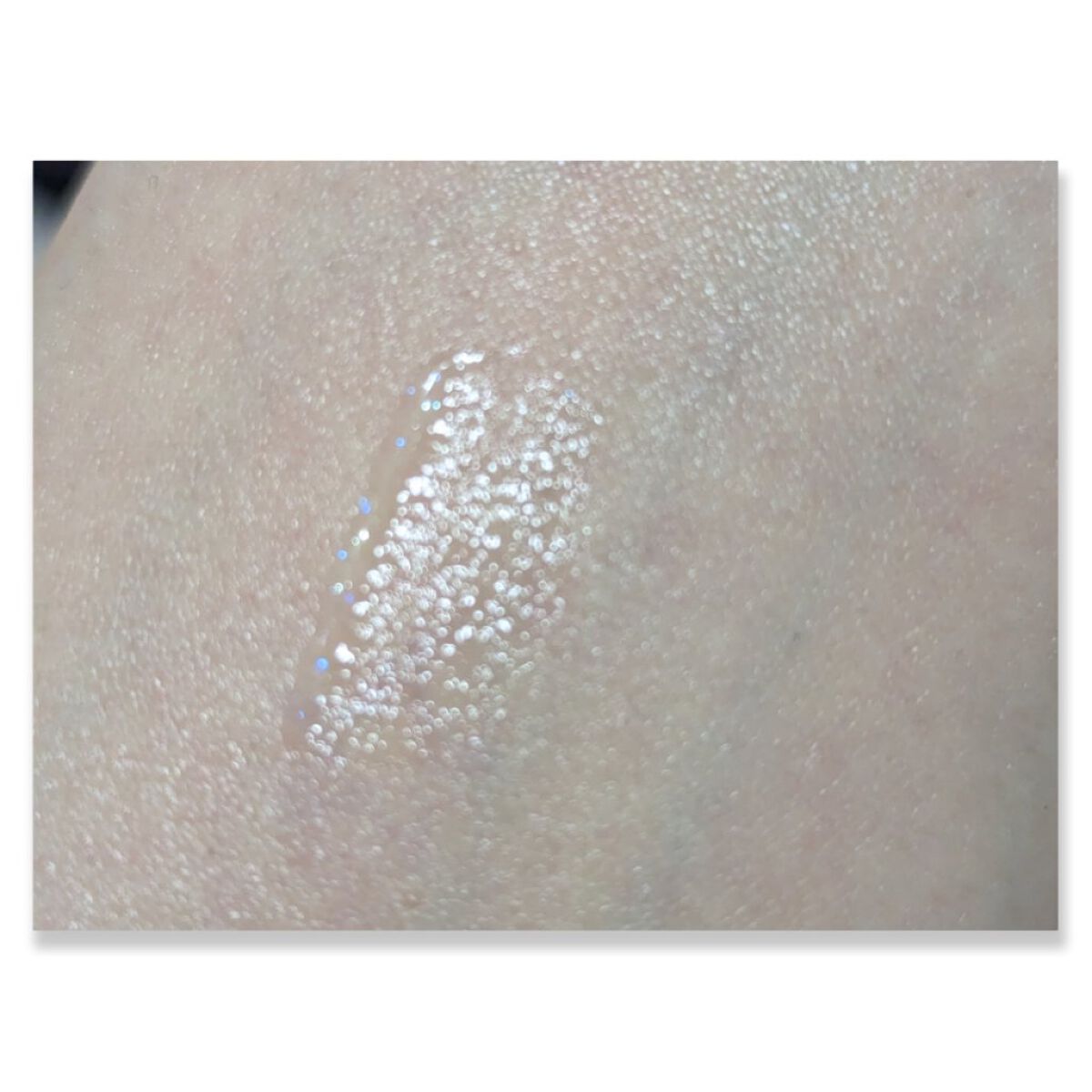 ウォータリーグロウリップ/CEZANNE/リップグロスを使ったクチコミ（3枚目）