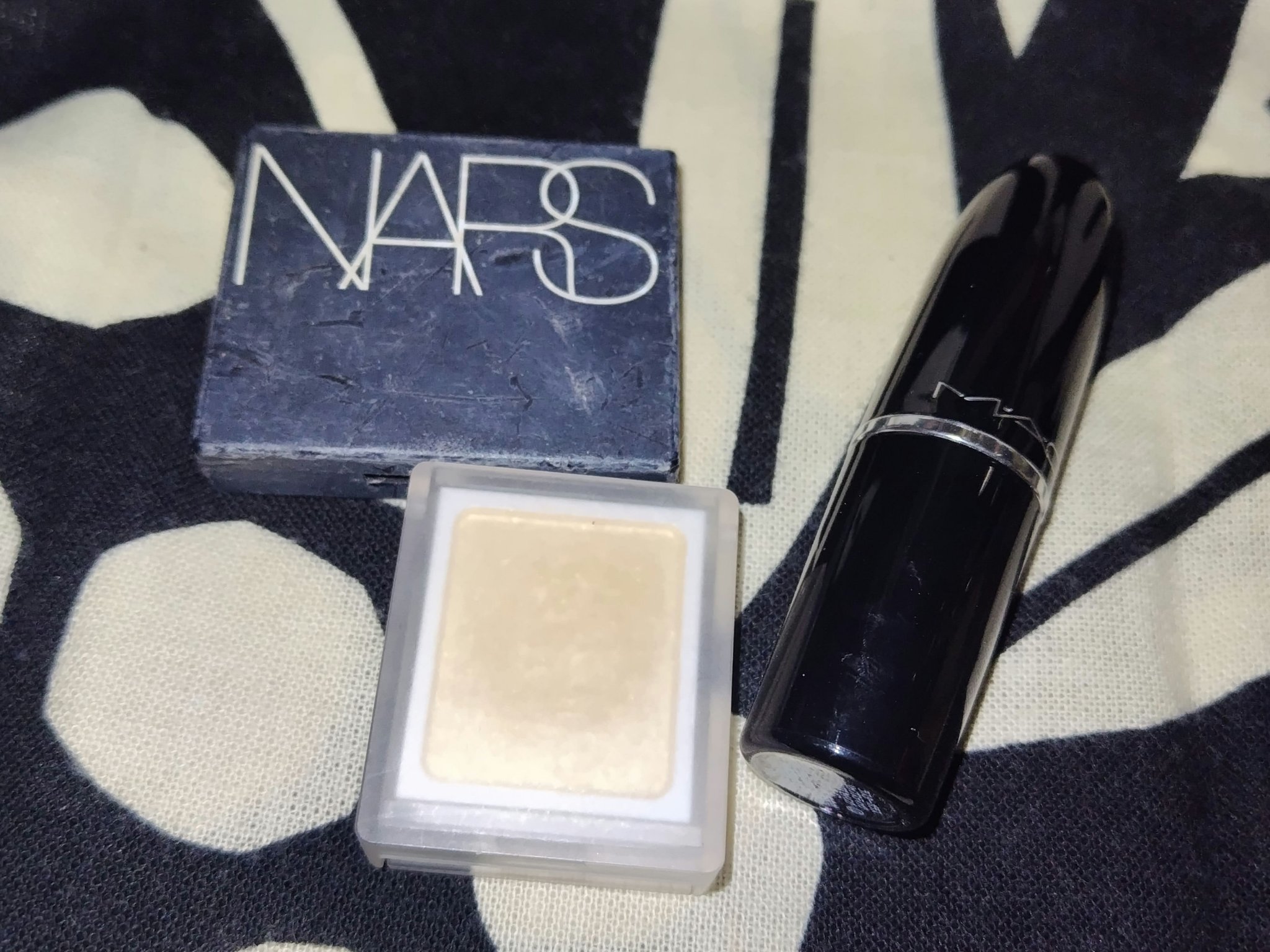 シングルアイシャドー/NARS/単色アイシャドウを使ったクチコミ（1枚目）