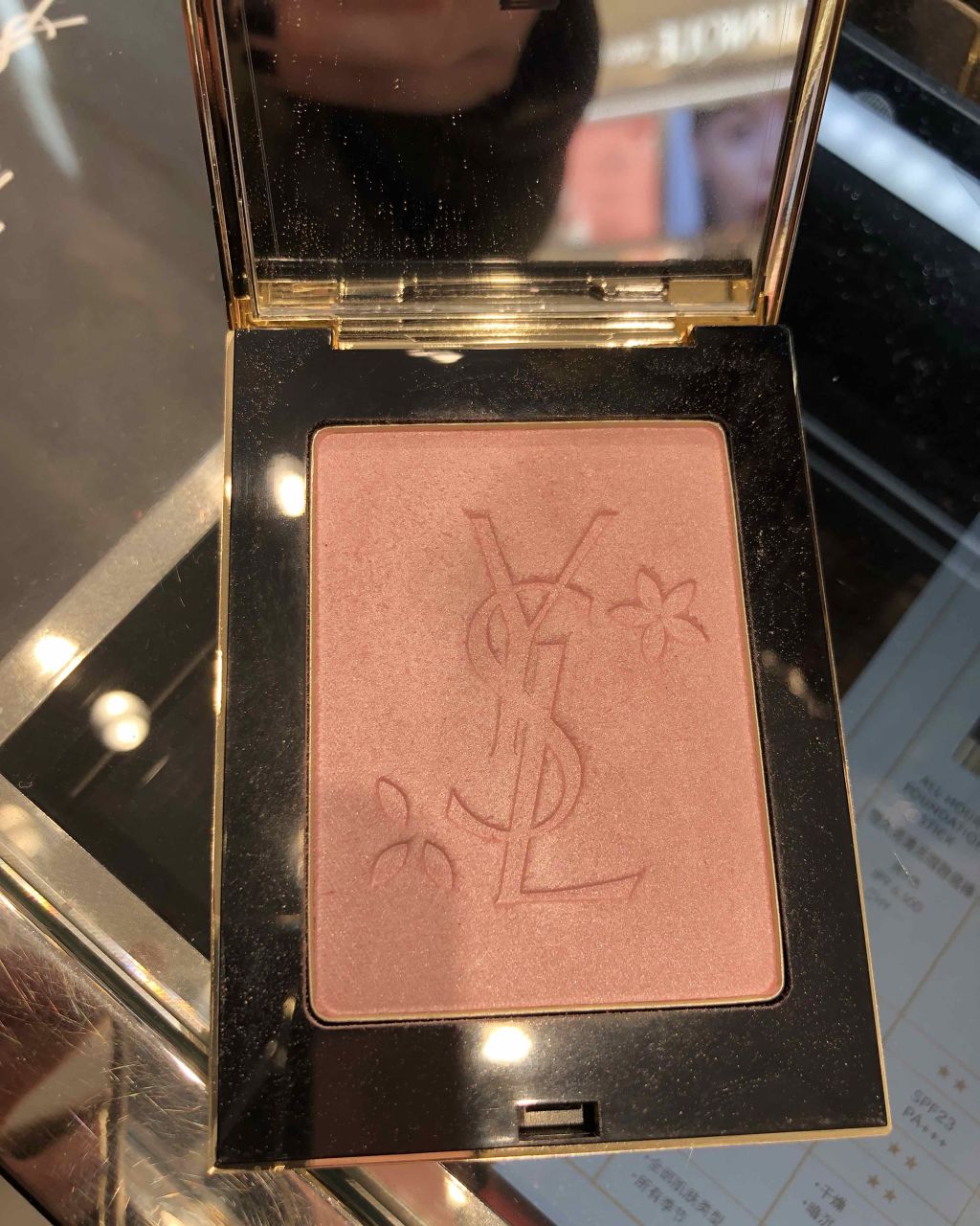 フェイスパレット モン パリフローラル/YVES SAINT LAURENT BEAUTE/プレストパウダーを使ったクチコミ(1枚目)