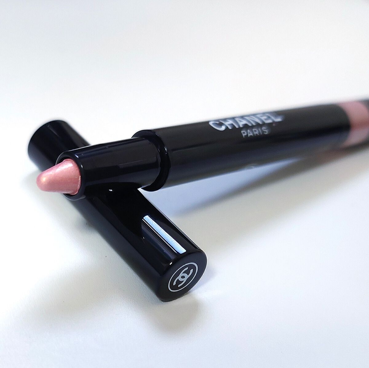 スティロ オンブル エ コントゥール 6 ヌード エクラ/CHANEL/スティックアイシャドウを使ったクチコミ（1枚目）