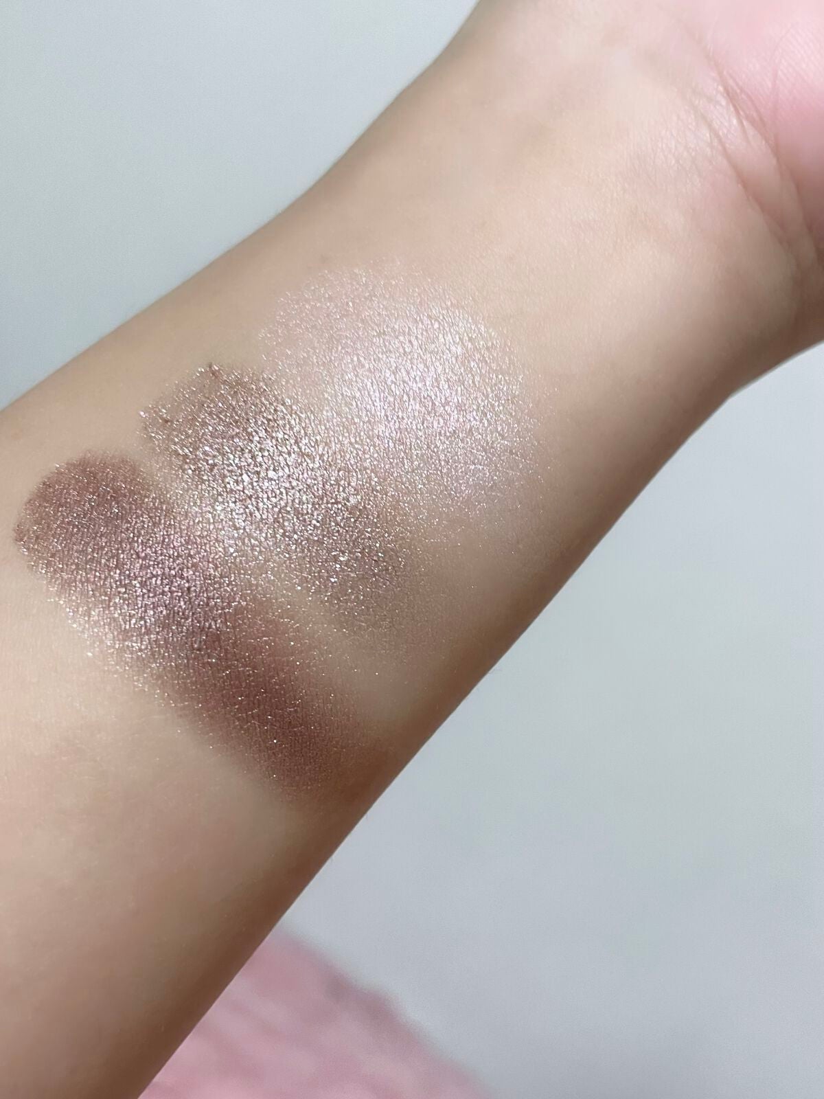 トーンアップアイシャドウ/CEZANNE/アイシャドウパレットを使ったクチコミ(3枚目)