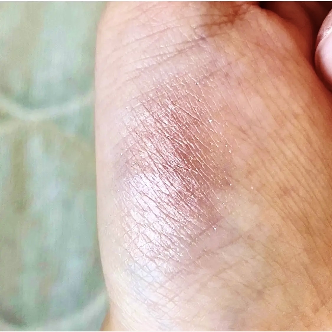 シャドーカスタマイズ/MAJOLICA MAJORCA/単色アイシャドウを使ったクチコミ（3枚目）