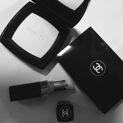 プードゥル ルミエール グラッセ/CHANEL/プレストパウダーを使ったクチコミ(1枚目)