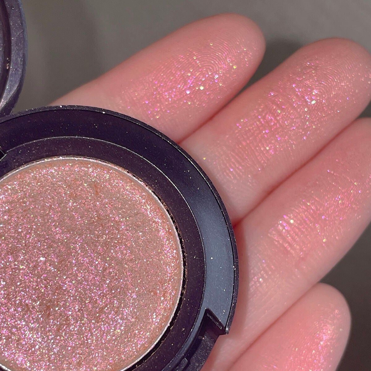 スモール アイシャドウ/M・A・C/単色アイシャドウを使ったクチコミ(2枚目)