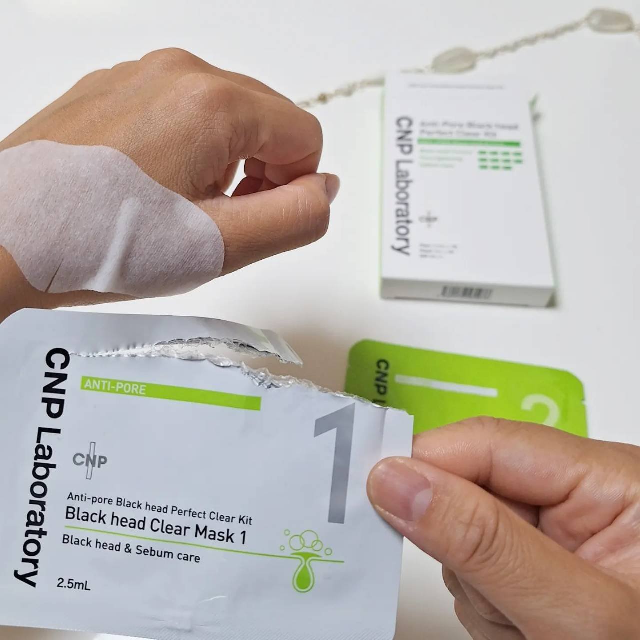アンチポアブラックヘッドパーフェクトクリアキット/CNP Laboratory/シートマスク・パックを使ったクチコミ（3枚目）