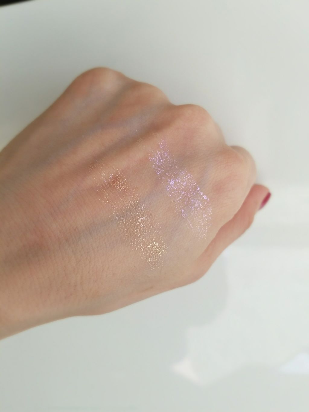 HYPNOTIC LIGHTS /Milani Cosmetics/リキッドアイシャドウを使ったクチコミ(2枚目)