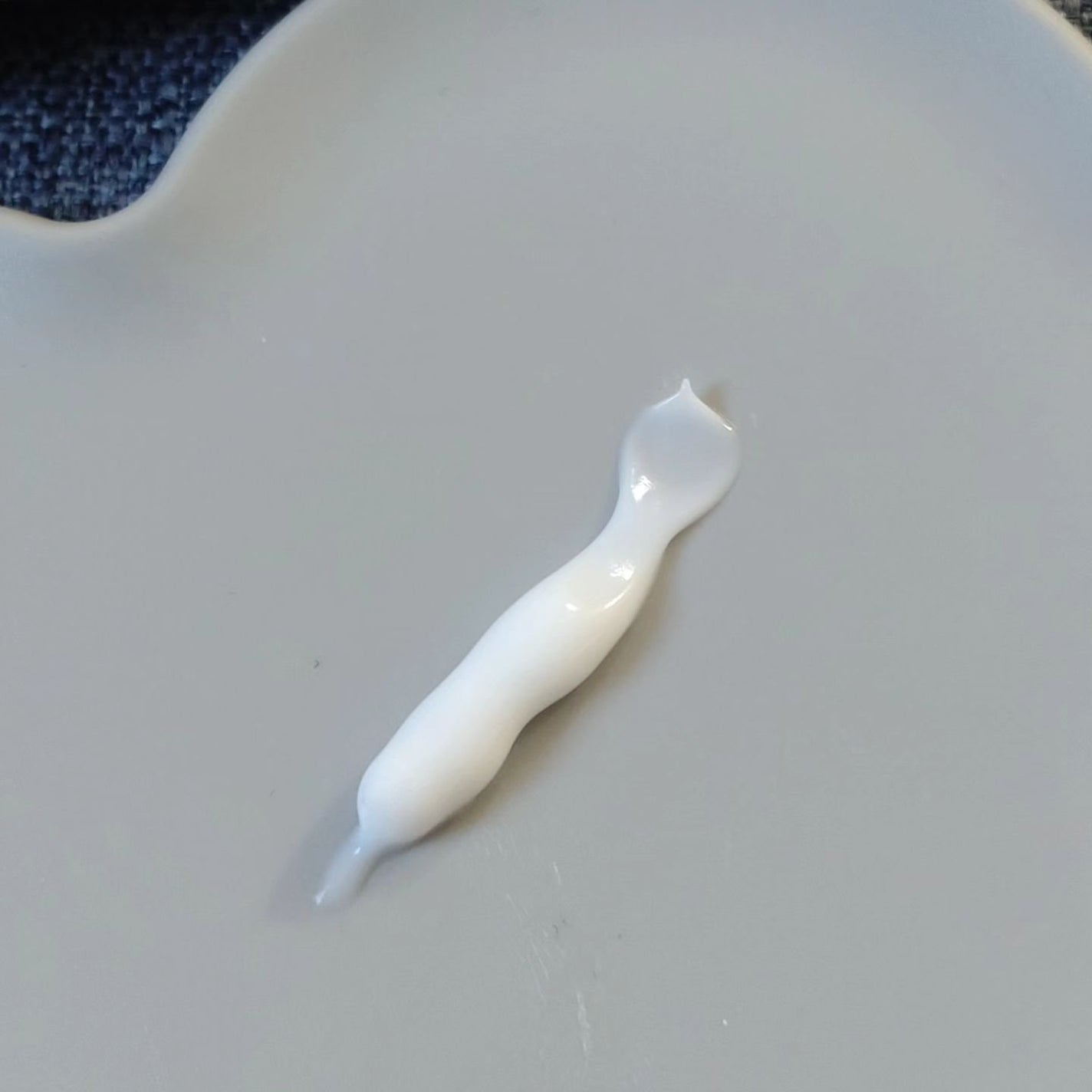 インブレイスハンドクリームネロリ&ペチュリー/AROMATICA/ハンドクリームを使ったクチコミ(4枚目)