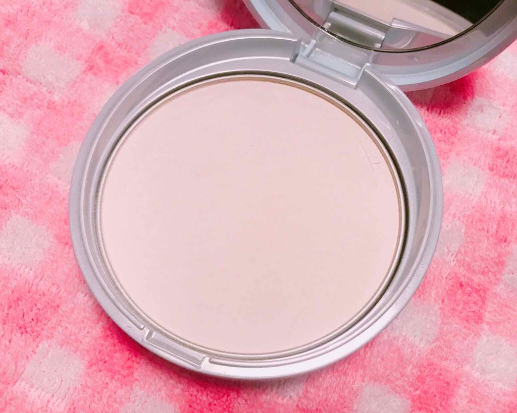 スノービューティー ホワイトニング ﻿ フェースパウダー 2019﻿/スノービューティー/プレストパウダーを使ったクチコミ（2枚目）