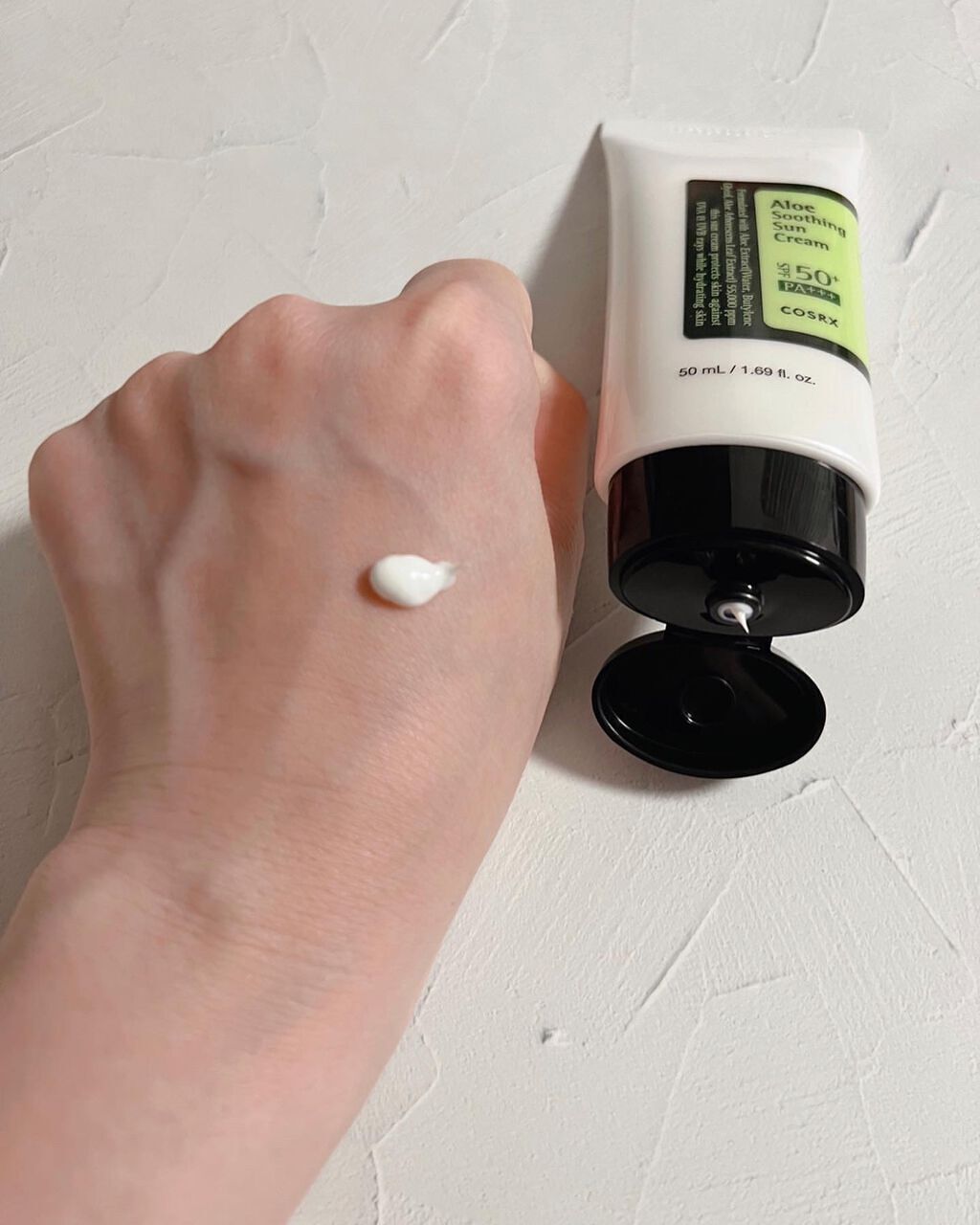 アロエスージングUVクリーム SPF50+ PA+++/COSRX/日焼け止めクリームを使ったクチコミ(3枚目)