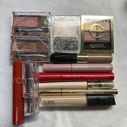 スキニーリッチシャドウ/excel/アイシャドウパレットを使ったクチコミ(3枚目)