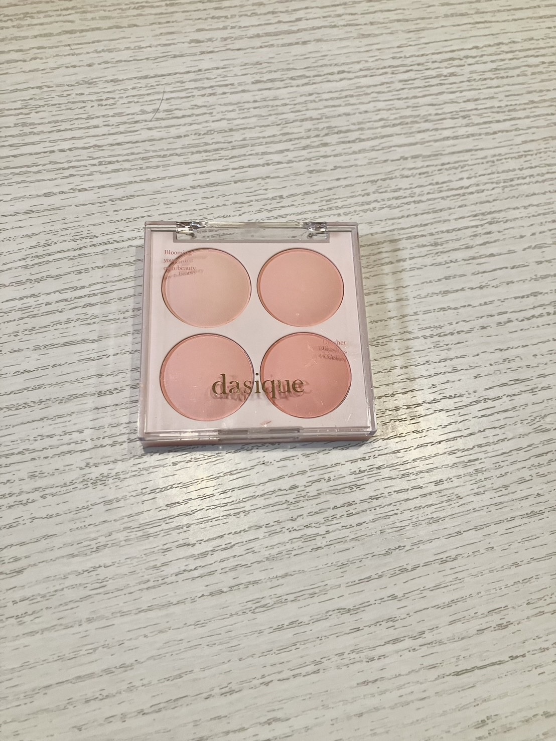 ブレンディングムードチーク/dasique/パウダーチークを使ったクチコミ（1枚目）