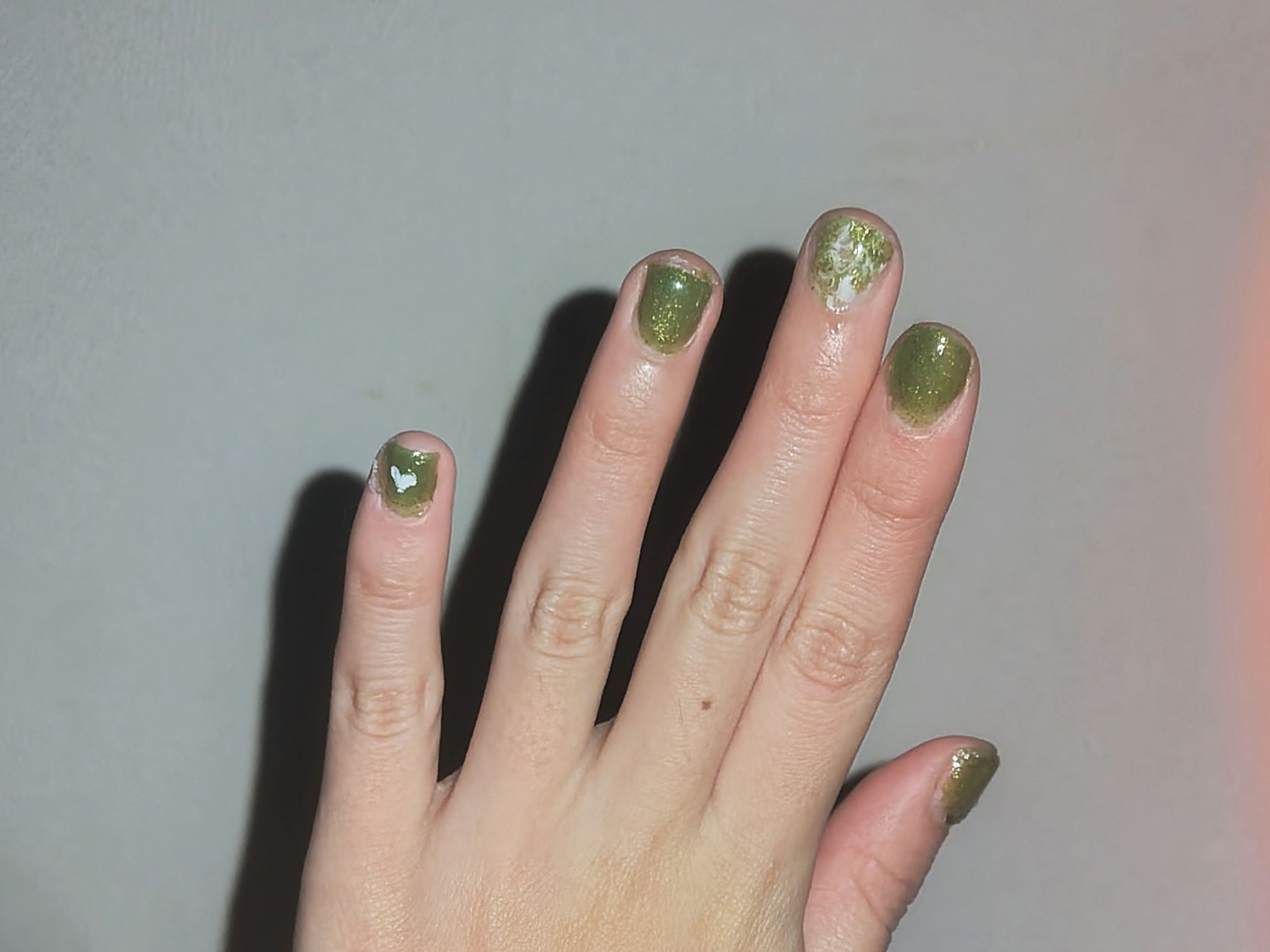 UR GLAM　COLOR NAIL SELECTION WT1＜グロッシーカラー＞/U R GLAM/マニキュアを使ったクチコミ（2枚目）