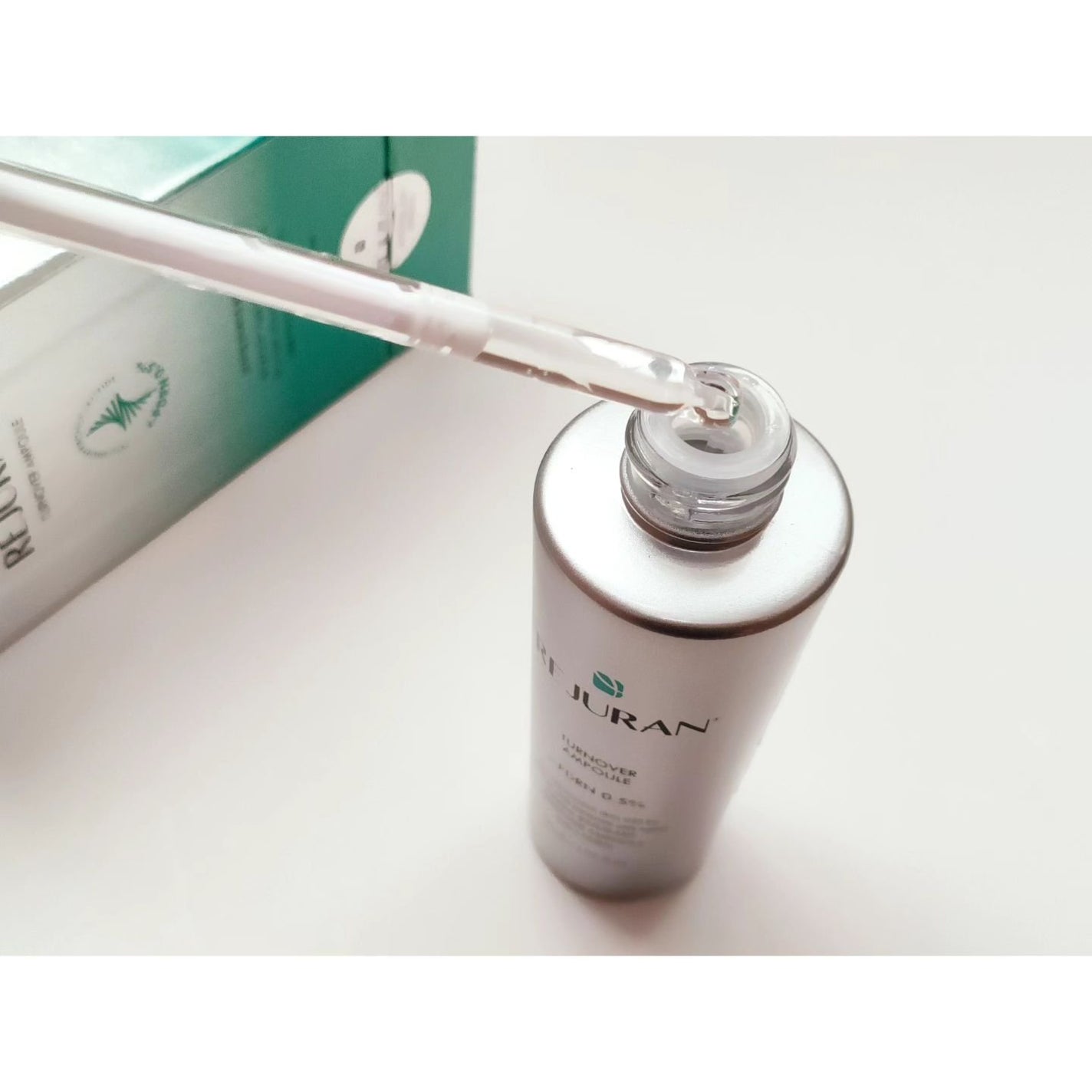 REJURAN ターンオーバーアンプル/REJURAN COSMETICS/美容液を使ったクチコミ(2枚目)