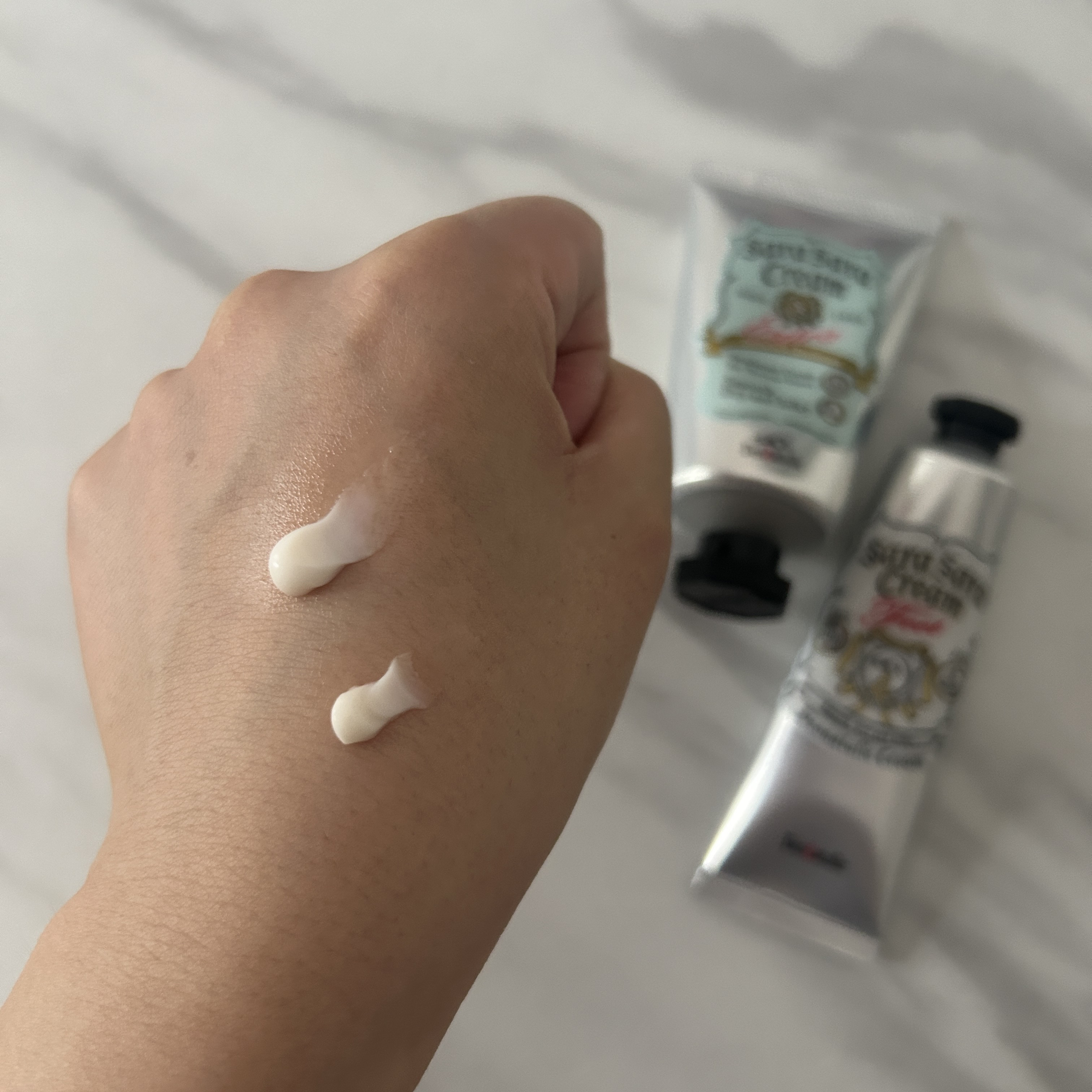 薬用さらさらデオドラントパウダー/デオナチュレ/デオドラント・制汗剤を使ったクチコミ（2枚目）