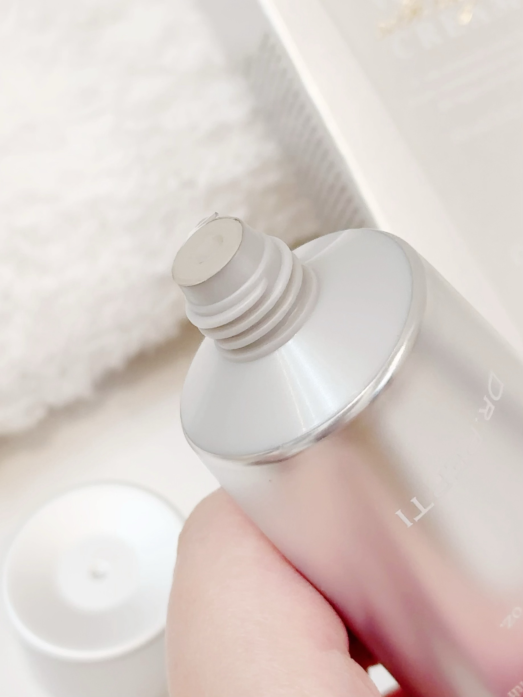 DR.PEPTI ペプチドボリュームシルクレイヤークリー厶のクチコミ「DR.PEPTI
ペプチドボリュームシルクレイヤークリーム

使ってみました🫶💗

とっても特.....」（2枚目）