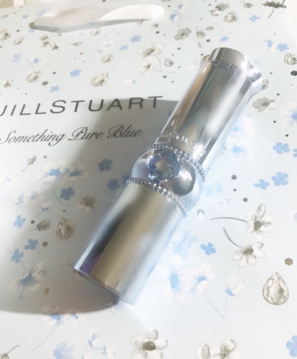 サムシングピュアブルー リップグロウ セラムバーム/JILL STUART/リップバームを使ったクチコミ（2枚目）