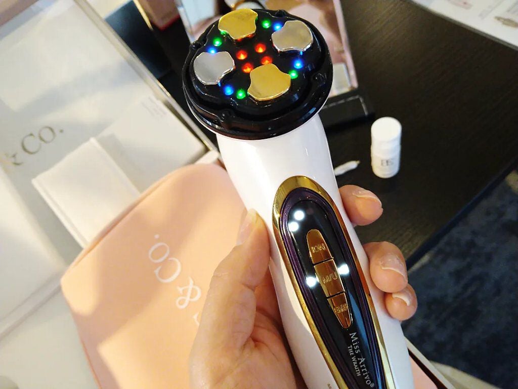 Miss Arrivo THE WRAITH/ARTISTIC&CO./美顔器・マッサージを使ったクチコミ(5枚目)