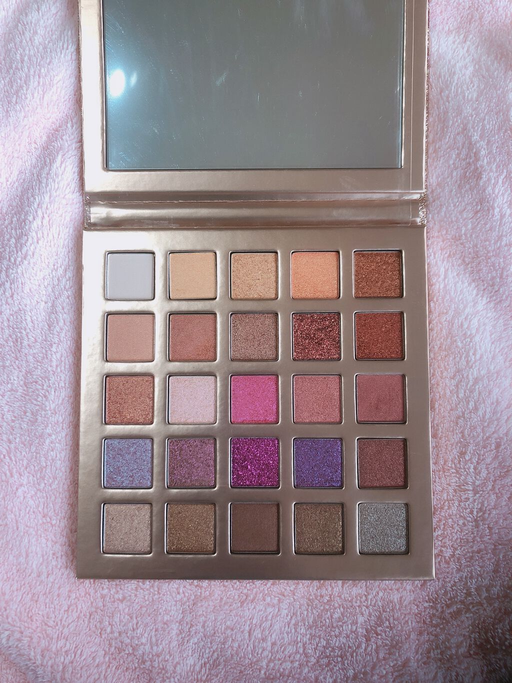 プロ ダズリング アイパレット グリッツ シャワー/CLIO/アイシャドウパレットを使ったクチコミ（2枚目）