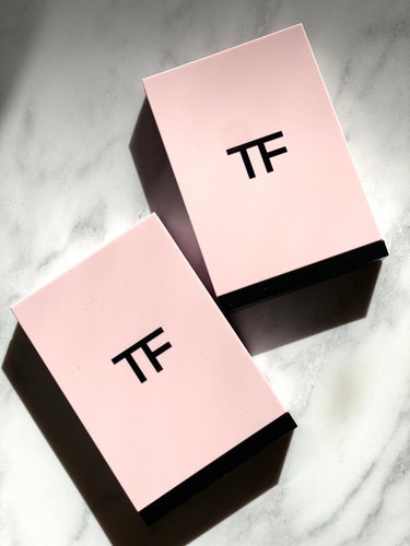 アイ カラー クォード 35CR ローズ トパーズ (限定品)/TOM FORD BEAUTY/アイシャドウパレットを使ったクチコミ（2枚目）