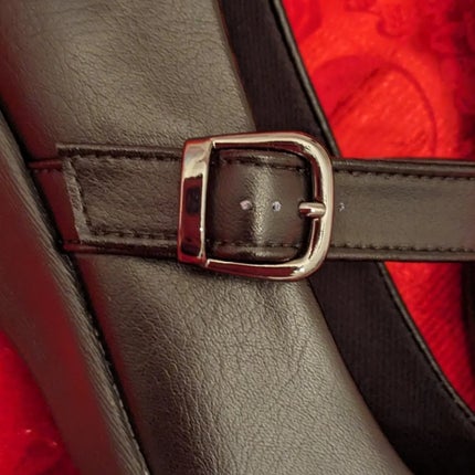 真紅 on LIPS 「パンジー様のオフィスパンプスブラックをお試しさせて頂きました。..」(6枚目)