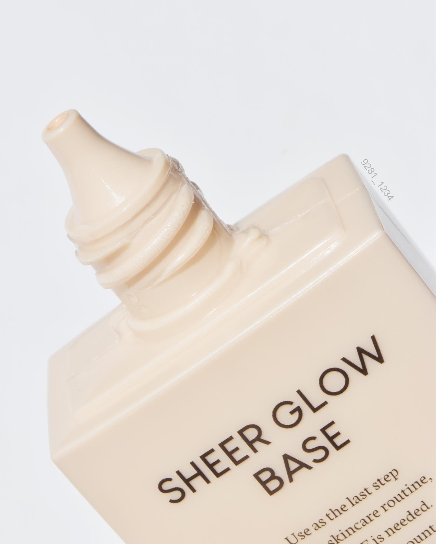 シアーグローベース/NUDIQUE/化粧下地を使ったクチコミ（2枚目）