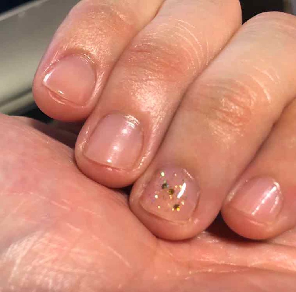 ネイルファンデーション/パラドゥ/マニキュアを使ったクチコミ(2枚目)