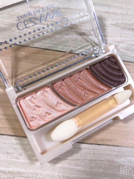 トーンアップアイシャドウ/CEZANNE/アイシャドウパレットを使ったクチコミ(2枚目)