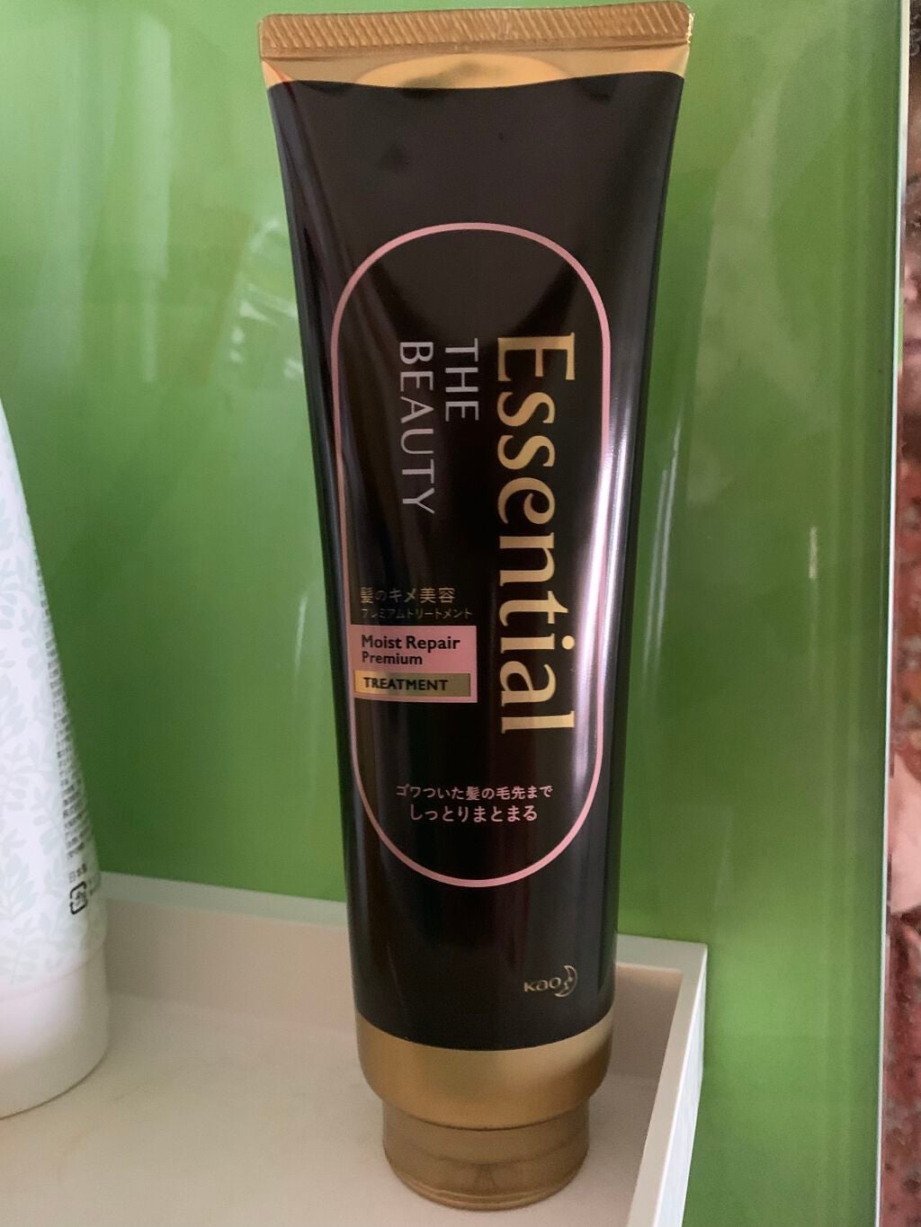 THE BEAUTY 髪のキメ美容プレミアムトリートメント<モイストリペアプレミアム>/エッセンシャル/洗い流すヘアトリートメントを使ったクチコミ(3枚目)