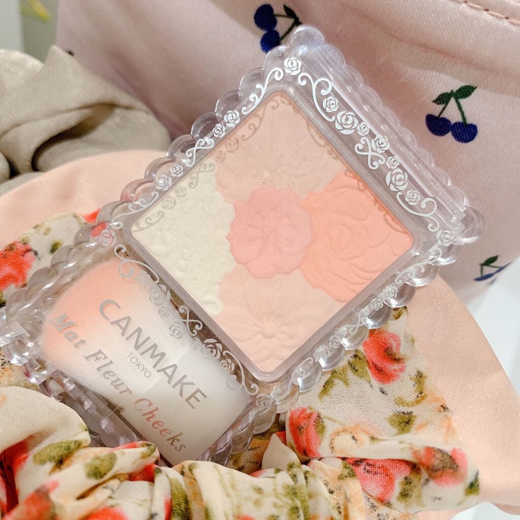 マットフルールチークス 03 マットマーマレード/キャンメイク/パウダーチークを使ったクチコミ（1枚目）