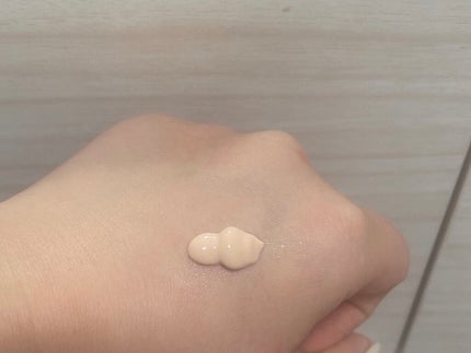 エリクシール ルフレ バランシング おしろいミルク C/エリクシール/乳液を使ったクチコミ(2枚目)