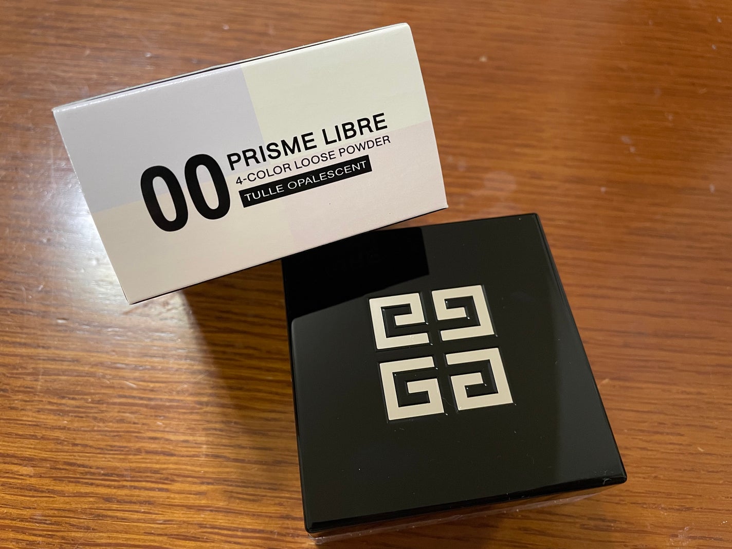 プリズム・リーブル/GIVENCHY/ルースパウダーを使ったクチコミ(3枚目)