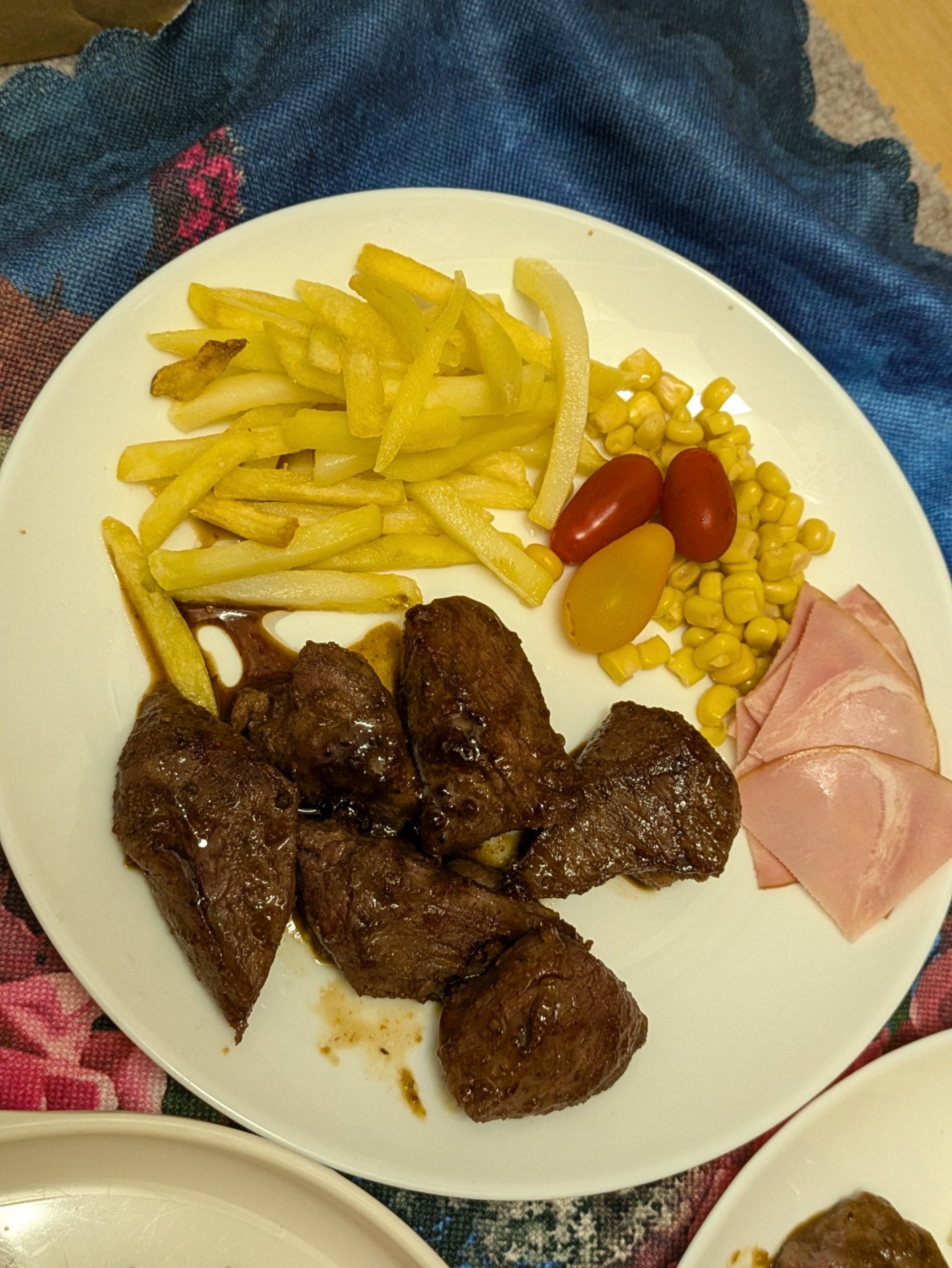 真紅 on LIPS 「ワンダーステーキ様のステーキをお試しさせて頂きました。■フィレ..」(4枚目)