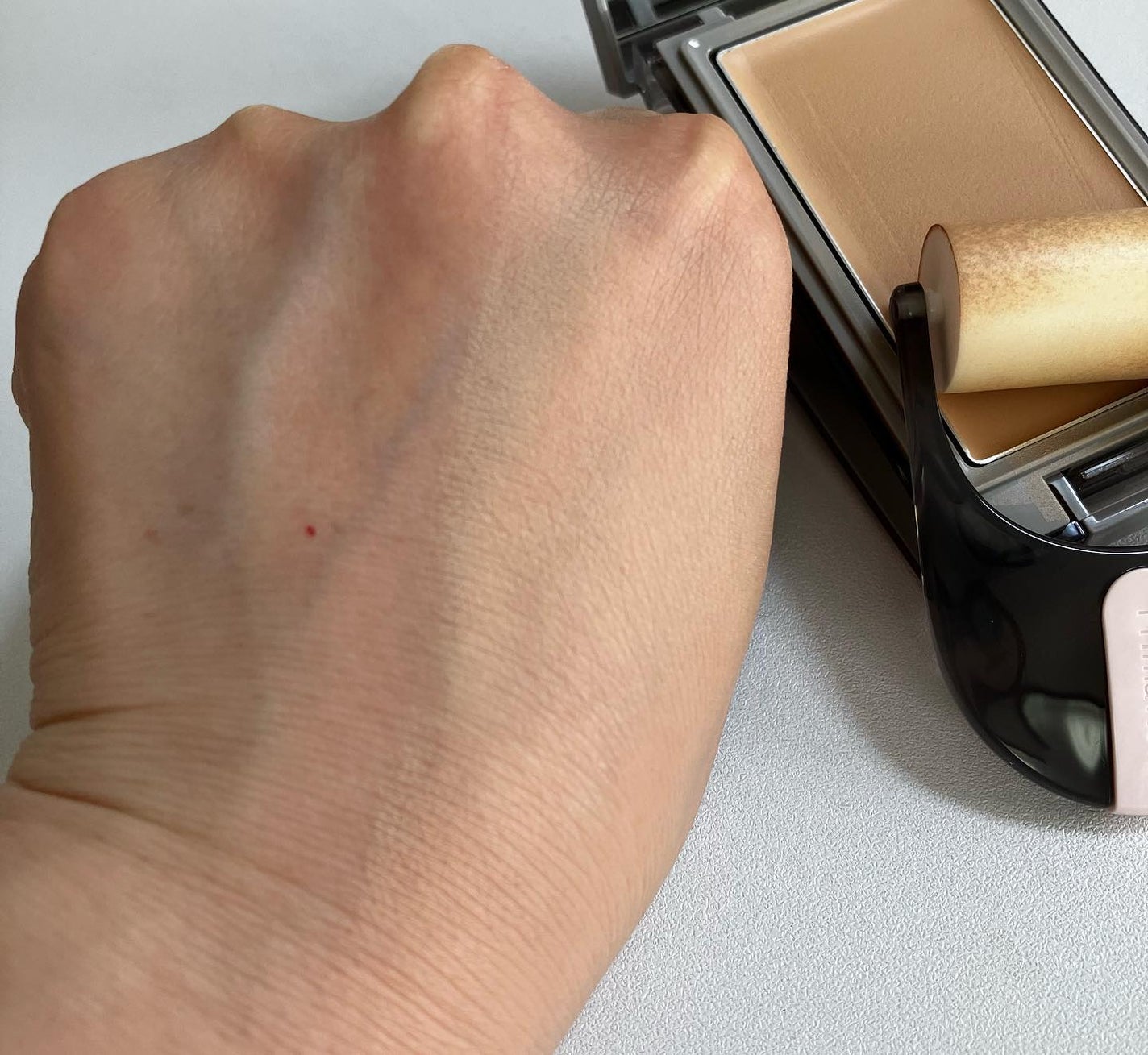 プリマヴィスタ デイトリートメントバーム 〈ローラータイプ〉/プリマヴィスタ/その他ファンデーションを使ったクチコミ(5枚目)