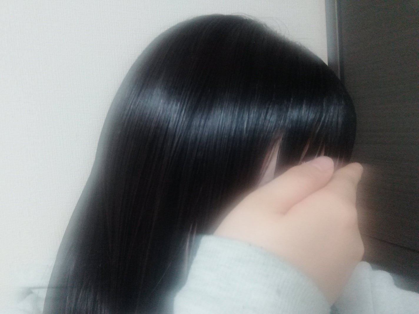 ガラスᥫᩣ on LIPS 「しっとり艶髪の作り方・ヘアオイル・ヘアミスト・NIVEAまずN..」(1枚目)