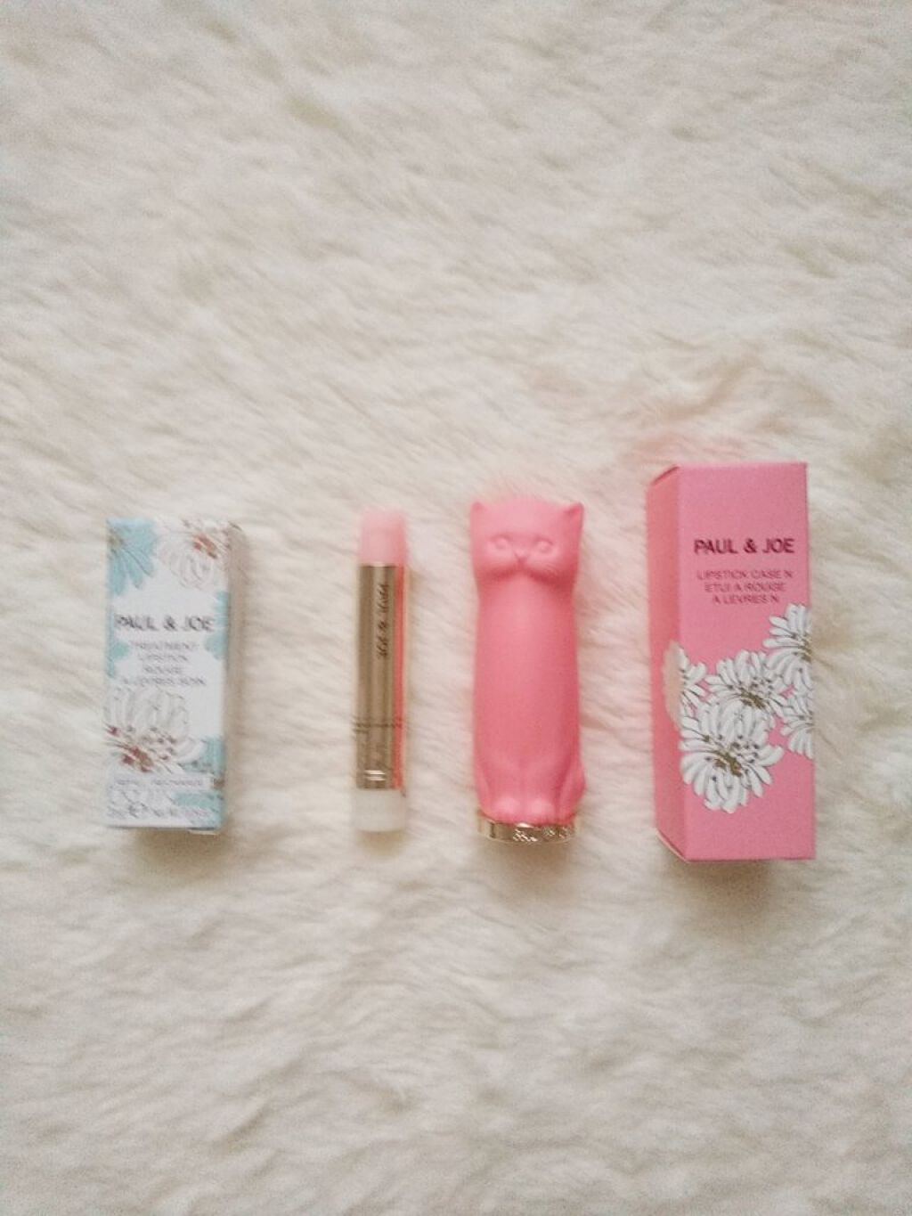 リップスティック トリートメント/PAUL & JOE BEAUTE/リップケアを使ったクチコミ(5枚目)