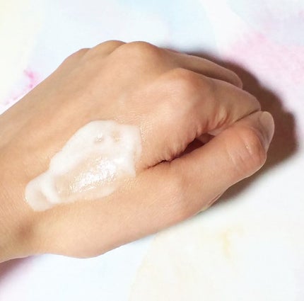 キャンたん on LIPS 「⠀⠀完全無添加の「麗凍化粧品 美容液クリーム」はお肌を外部刺激..」(4枚目)